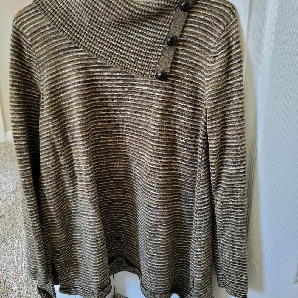 Eight eight eight sweater
